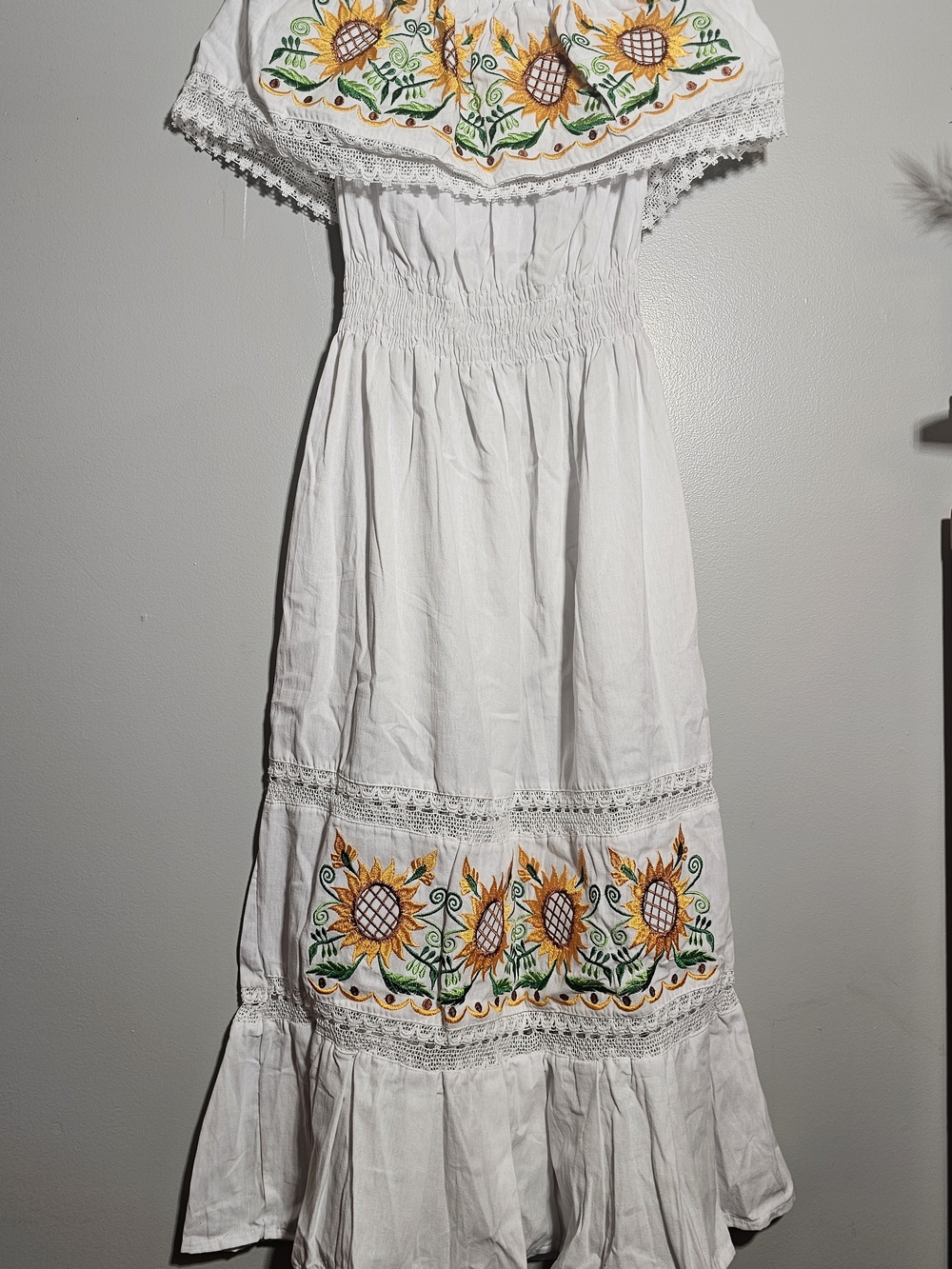 Handmade Mexican 100% Linen Sunflower Embroidered Dress